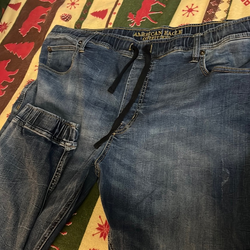 Jeans - Picture 1 of 2